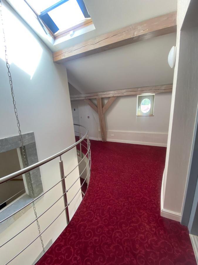 La Chambre Du Chateau De Bernalmont Liège Exteriör bild